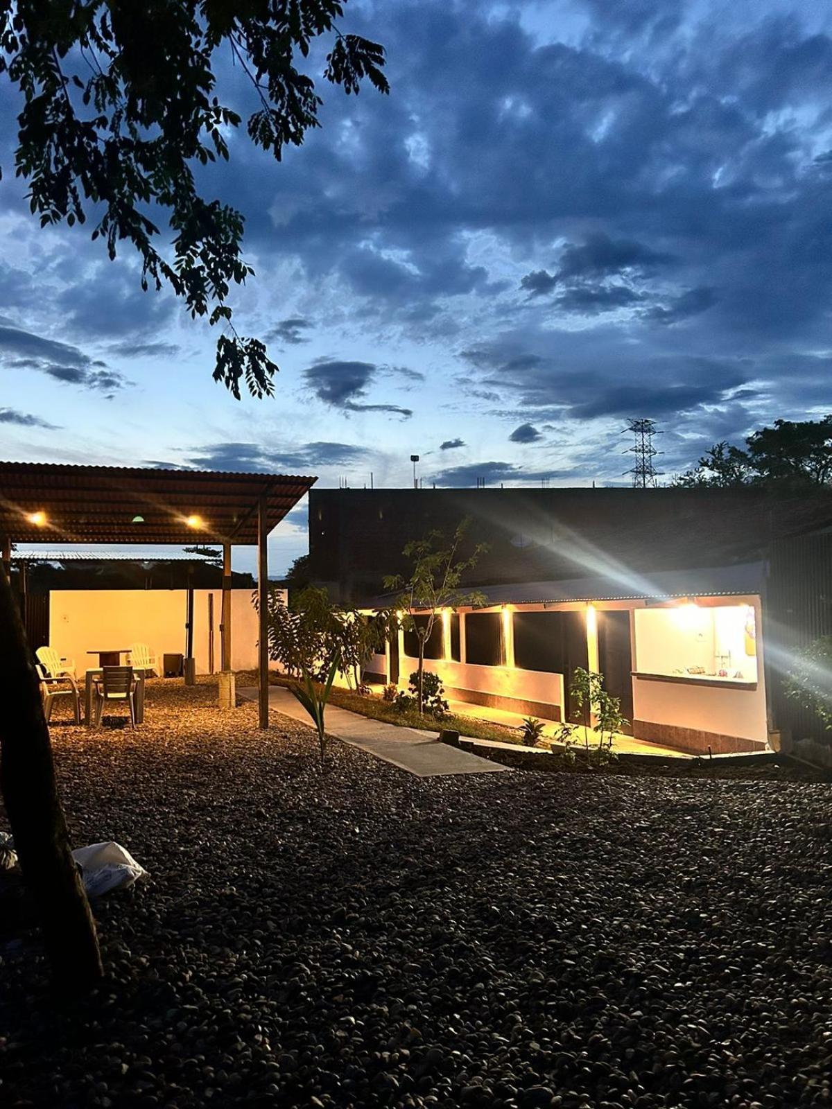 Clandestino - Hotel Boutique La Dorada Luaran gambar